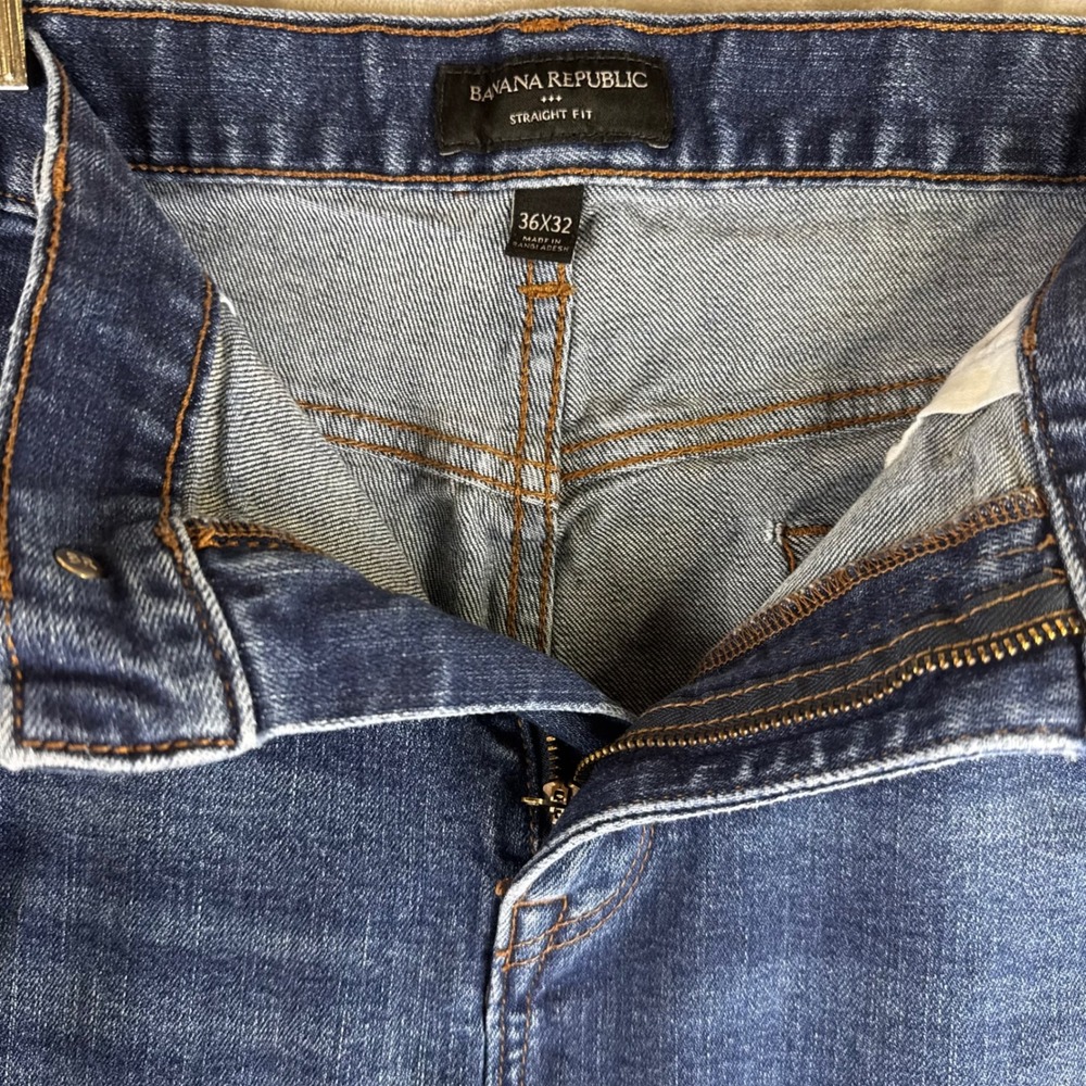 Banana Republic Straight Fit Jeans Mens 36x32 Blue Denim Medium Wash (1592) - Picture 2 of 8